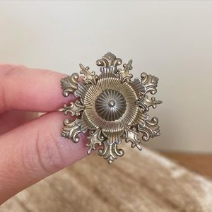Stunning Intricate Silver Victorian Style Brooch